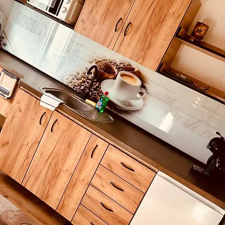 Premium Apartman-filakovo